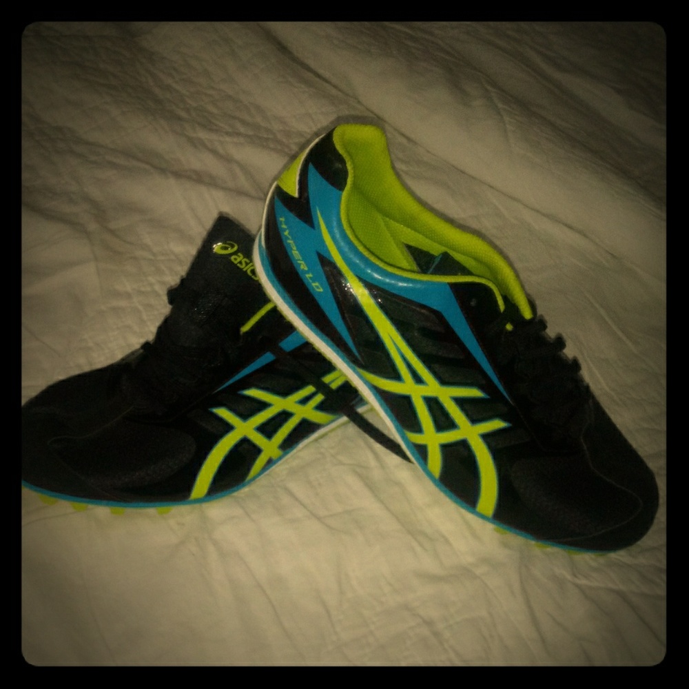 Asics sport shoes